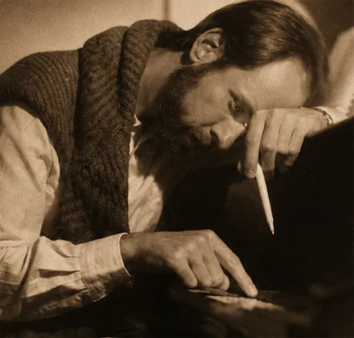 Tom Snow at the piano
